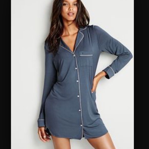 Victoria's Secret Other - BLACK Victoria’s Secret sleeper shirt